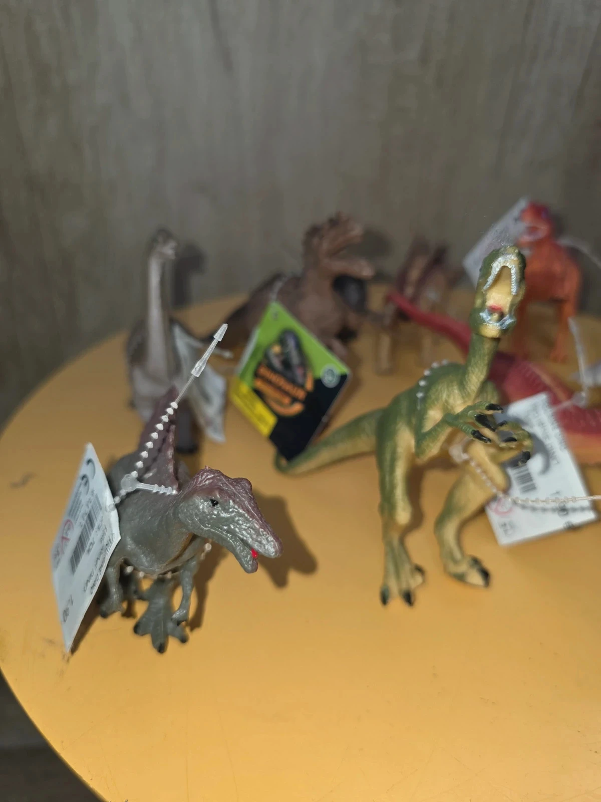 Lot 2 - figurines de dinosaures x 10 de 7cm - 3ans+ – photo 2